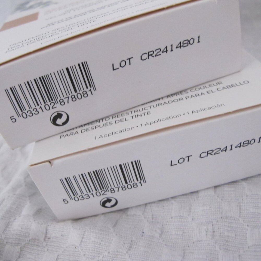 Bundle of 2 ion Restructuring Hair Masks/Treatments - Picture 7 of 8